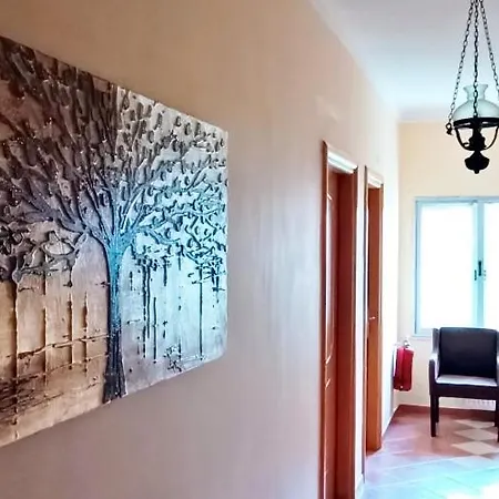 Kamvissis Hotel Tirós