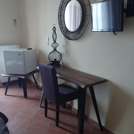 Hotel Kamvissis 2*