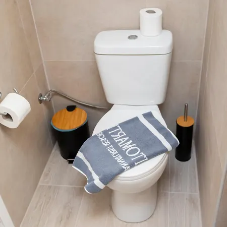 Hotell Kamvissis Tirós