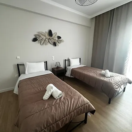 Kamvissis Tirós