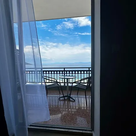 Hotel Kamvissis Tirós