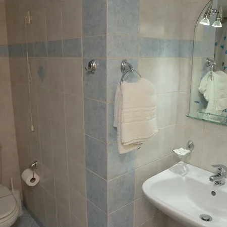 Hotel Kamvissis 2*