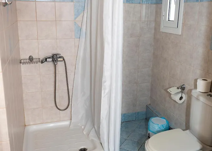 Kamvissis Hotell 2*